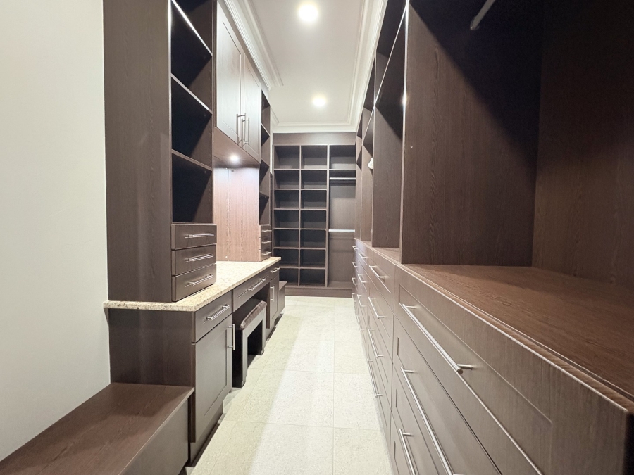 5 Bedroom Property for Sale in Marina Martinique Eastern Cape